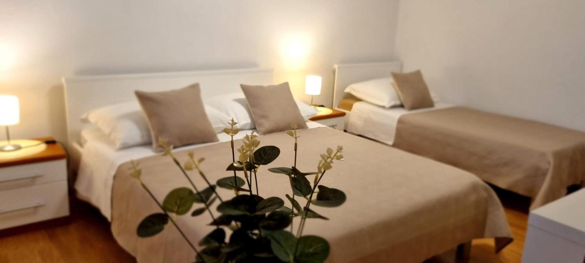 Bed & Breakfast Huljic Hvar Town Eksteriør bilde
